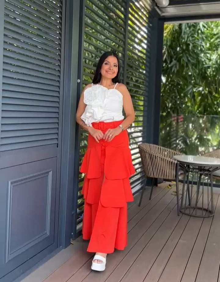 FALDA NARANJA VUELOS Y ABERTURA