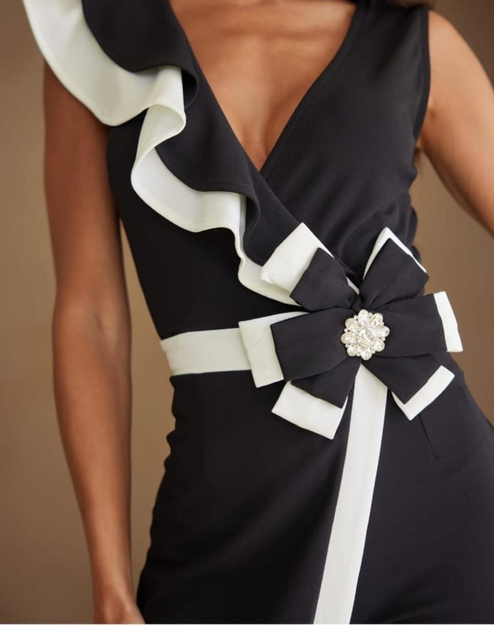 JUMPSUIT BLANCO CON NEGRO CRUZADO