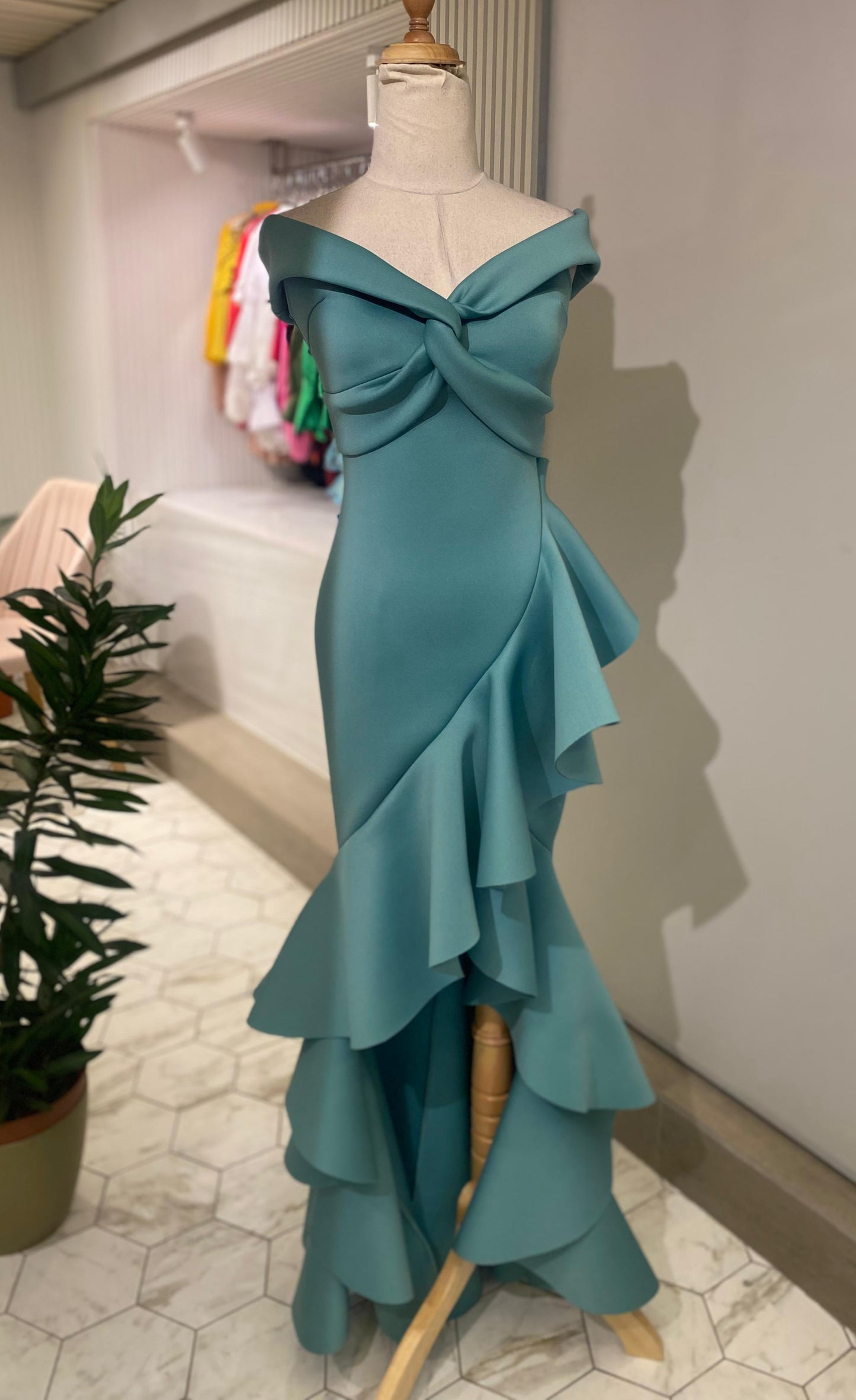VESTIDO LARGO RUCHAS AQUA