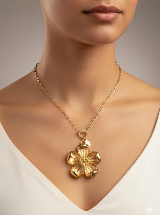COLLAR DORADO DIJE DE FLOR