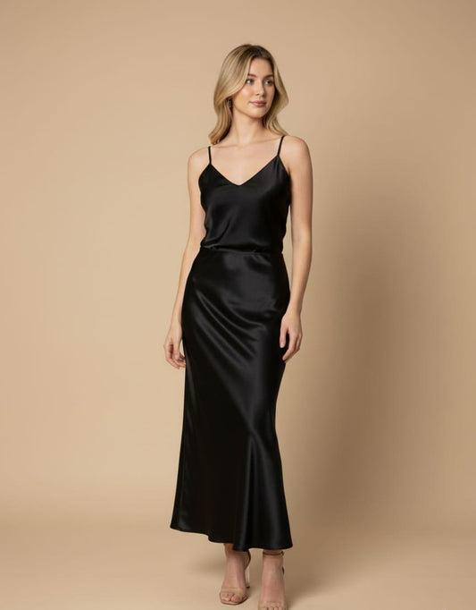 FALDA SATIN NEGRA