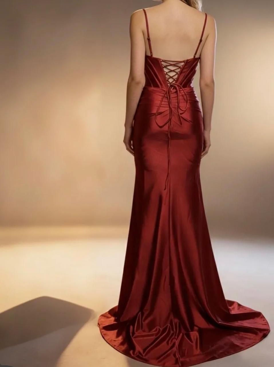 VESTIDO DE GALA ROJO SATÍN SIRENA